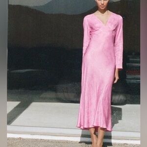 ZARA Pink Pleated V Neck Viscose Jacquard Midi Long Sleeve Dress Pink XS NWT